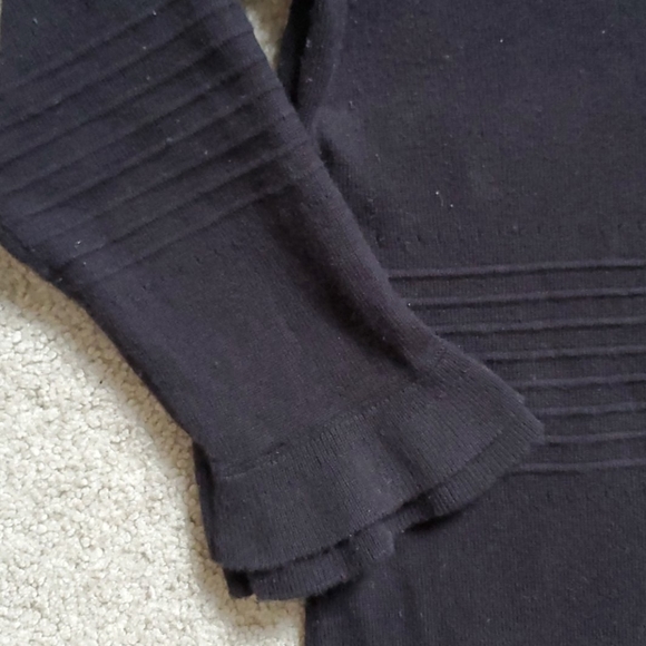 White House Black Market Sweater: black - Picture 2 of 7